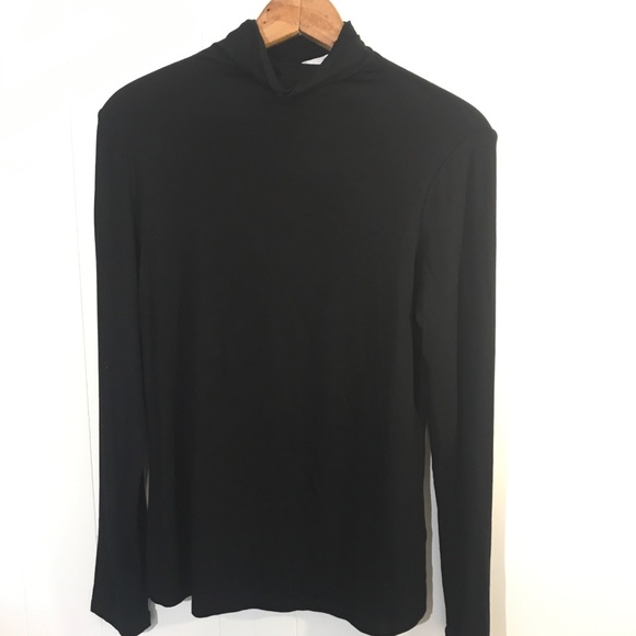 lightweight mock turtleneck